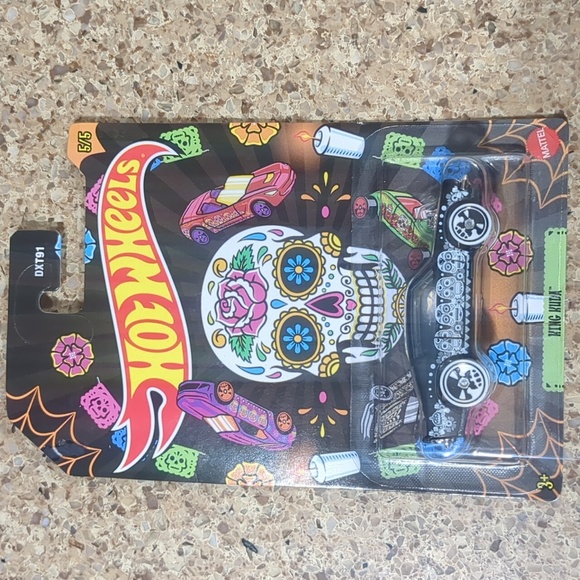 Hot Wheels Dia De Los Muertos 2023 - Picture 7 of 10